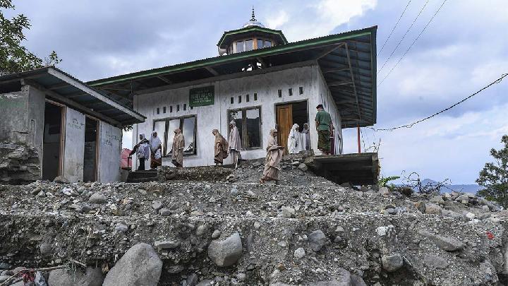 Rp703 Billion in Government Aid Sent to Rebuild Homes in Sumatra